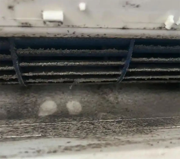 湘桥空调吹的风有股烧焦味是怎么回事